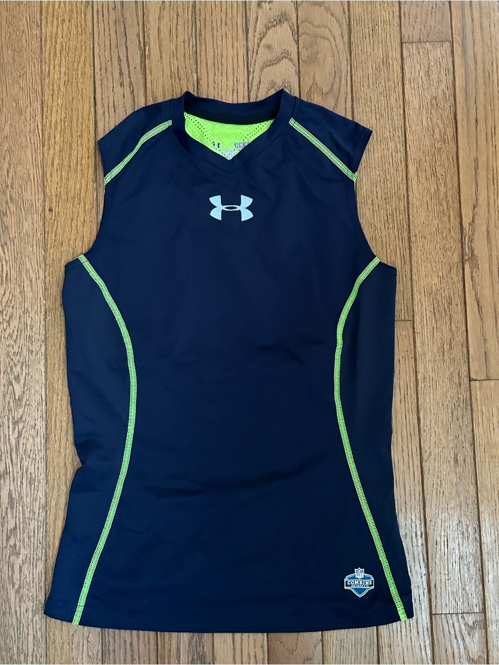 Under Armour boys NFL combine  Sleeveless top size XL